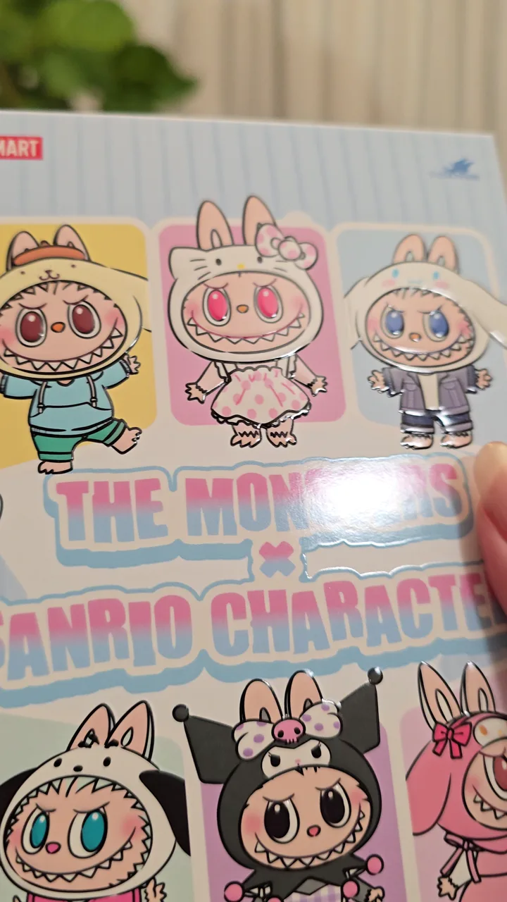THE MONSTERS × SANRIO CHARACTERS シリーズのパッケージ正面